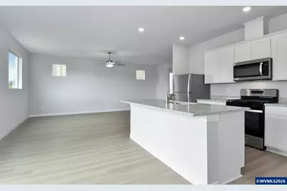 1355 Owl Av, Woodburn, OR 97071 - Photo 7