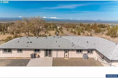 13774 S Sego Lily Rd, Powell Butte, OR 97753 - Photo 1