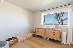 13774 S Sego Lily Rd, Powell Butte, OR 97753 - Photo 19