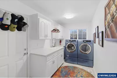 1235 NW Countryside Ct, McMinnville, OR 97128 - Photo 29