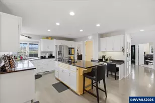 1235 NW Countryside Ct, McMinnville, OR 97128 - Photo 15