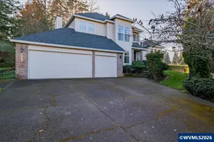 1235 NW Countryside Ct, McMinnville, OR 97128 - Photo 3