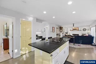 1235 NW Countryside Ct, McMinnville, OR 97128 - Photo 19