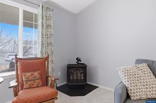 1194 S 6th St, Independence, OR 97351 - Photo 11