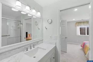 1194 S 6th St, Independence, OR 97351 - Photo 33