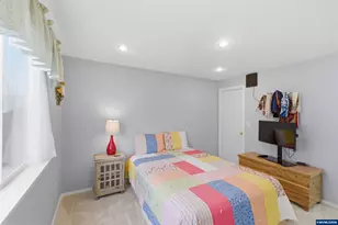 1194 S 6th St, Independence, OR 97351 - Photo 35