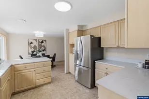 5276 SW Meridian Pl, Corvallis, OR 97333 - Photo 15