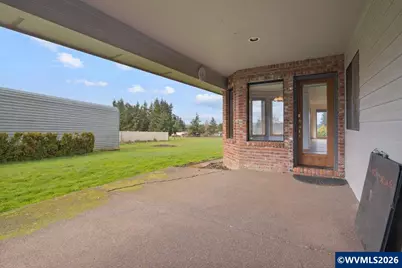 6593 Rippling Brook Dr SE, Salem, OR 97317 - Photo 15