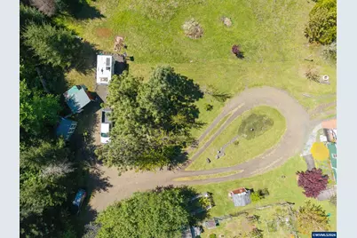 26586 Fudge Rd, Alsea, OR 97324 - Photo 15