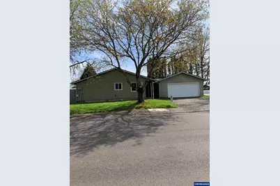 3328 Foxglove St, Lebanon, OR 97355 - Photo 1