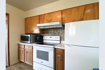 151 SE Orchard View Ln, Dallas, OR 97338 - Photo 17