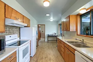 151 SE Orchard View Ln, Dallas, OR 97338 - Photo 13