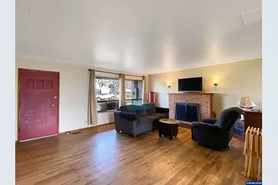 151 SE Orchard View Ln, Dallas, OR 97338 - Photo 9