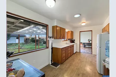 151 SE Orchard View Ln, Dallas, OR 97338 - Photo 15