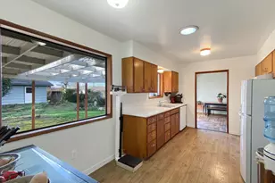 151 SE Orchard View Ln, Dallas, OR 97338 - Photo 15