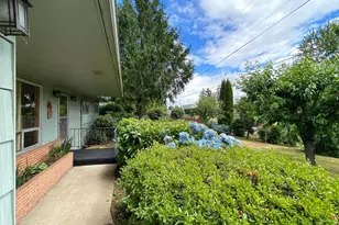 151 SE Orchard View Ln, Dallas, OR 97338 - Photo 15