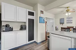 1180 Shady Ln NE Ln, Keizer, OR 97303 - Photo 17