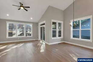 1624 York Butte Ave SE, Salem, OR 97306 - Photo 15