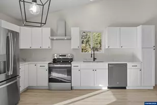 2201 Ames Creek Rd, Sweet Home, OR 97386 - Photo 17