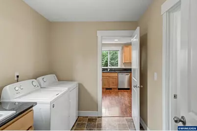 979 Ratcliff Dr SE, Salem, OR 97302 - Photo 19