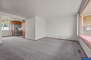 2193 Madison St SE, Albany, OR 97322 - Photo 5