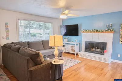 4280 Lilly Av SE, Salem, OR 97302 - Photo 5