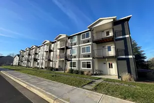 354 S 8th St, Carlton, OR 97111 - Photo 1