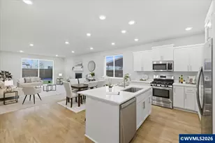 1434 Gladiola Dr, Junction City, OR 97448 - Photo 9