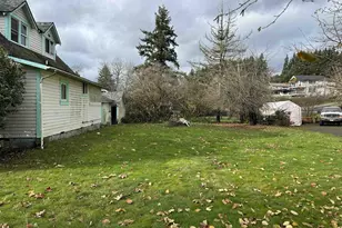 475 NE Alder St, Mill City, OR 97360 - Photo 3