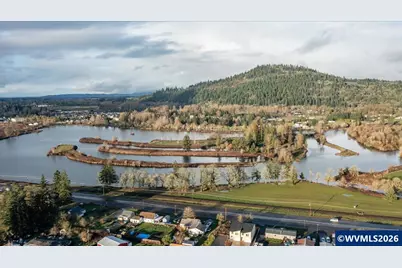 660 Wassom St, Lebanon, OR 97355 - Photo 49