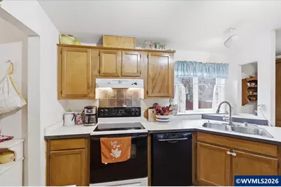 660 Wassom St, Lebanon, OR 97355 - Photo 15