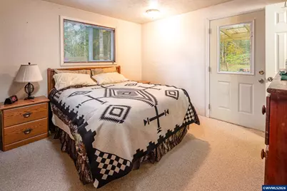 28383 Pleasant Valley Rd, Sweet Home, OR 97386 - Photo 25