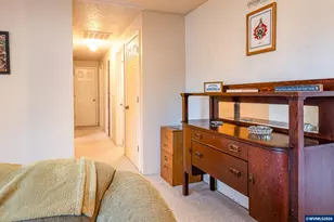 28383 Pleasant Valley Rd, Sweet Home, OR 97386 - Photo 21