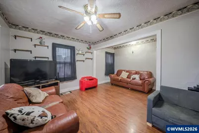 860 Marks Dr NE, Keizer, OR 97303 - Photo 5