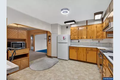 453 NE Yamhill St, Willamina, OR 97396 - Photo 15