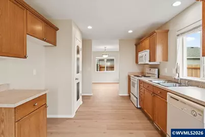 3846 Goldfish Farm Rd SE, Albany, OR 97322 - Photo 15