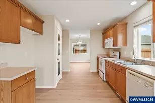 3846 Goldfish Farm Rd SE, Albany, OR 97322 - Photo 15