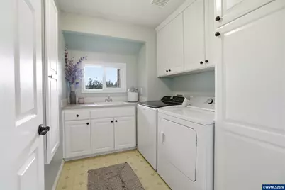 1655 Diamond Peak St NW, Salem, OR 97304 - Photo 31