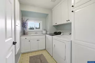 1655 Diamond Peak Ct NW, Salem, OR 97304 - Photo 31