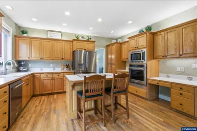 1655 Diamond Peak St NW, Salem, OR 97304 - Photo 13