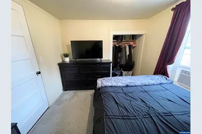 2035 Evergreen Av NE, Salem, OR 97301 - Photo 9