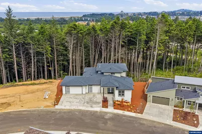 713 SE 42nd Pl, Newport, OR 97366 - Photo 27