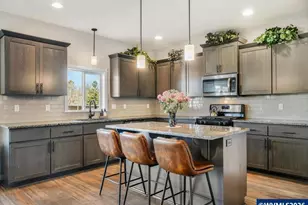 2105 NE Summit Dr, Albany, OR 97321 - Photo 13