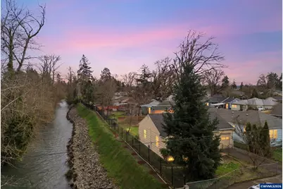 910 Ford St SE, Salem, OR 97301 - Photo 5