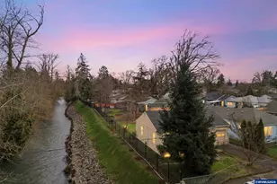 910 Ford St SE, Salem, OR 97301 - Photo 5