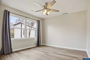 910 Ford St SE, Salem, OR 97301 - Photo 21