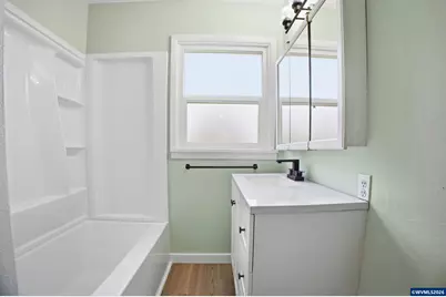 910 Ford St SE, Salem, OR 97301 - Photo 23