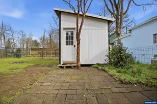 910 Ford St SE, Salem, OR 97301 - Photo 27