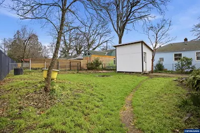 910 Ford St SE, Salem, OR 97301 - Photo 25