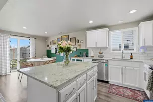 3422 NE Harvest Dr Dr, McMinnville, OR 97128 - Photo 9